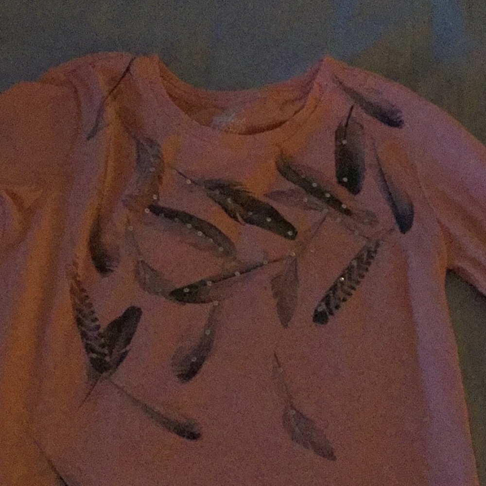 Peach/tan feather sparkle shirt